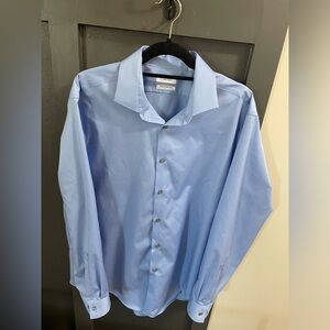 Men’s Calvin Klein Dress shirt - Slim Fit 17 1/2 : 34/35